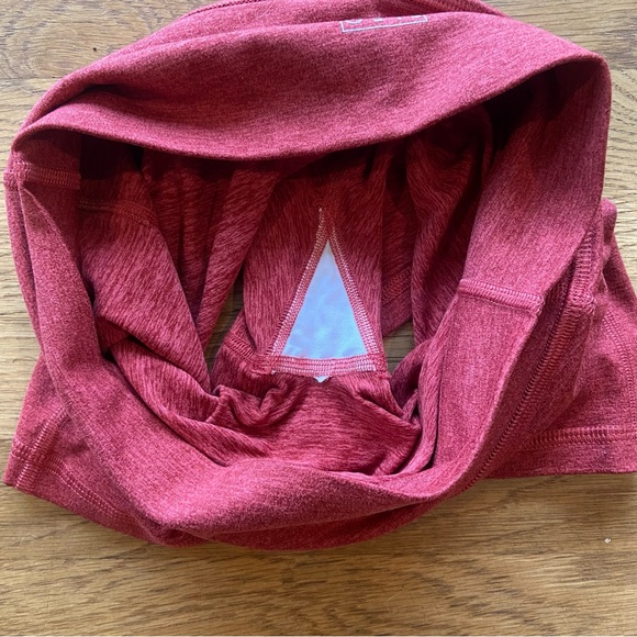 FLEO red bike shorts size small EUC - Picture 6 of 6